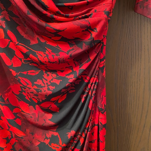 Vintage red dress - Picture 6 of 11